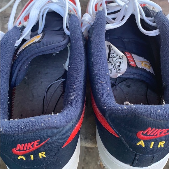 Nike shoes - Picture 5 of 13